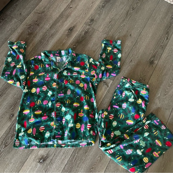 Hanna Anderson Christmas Flannel Pajama set unisex Top Large Bottom Medium - Picture 1 of 7
